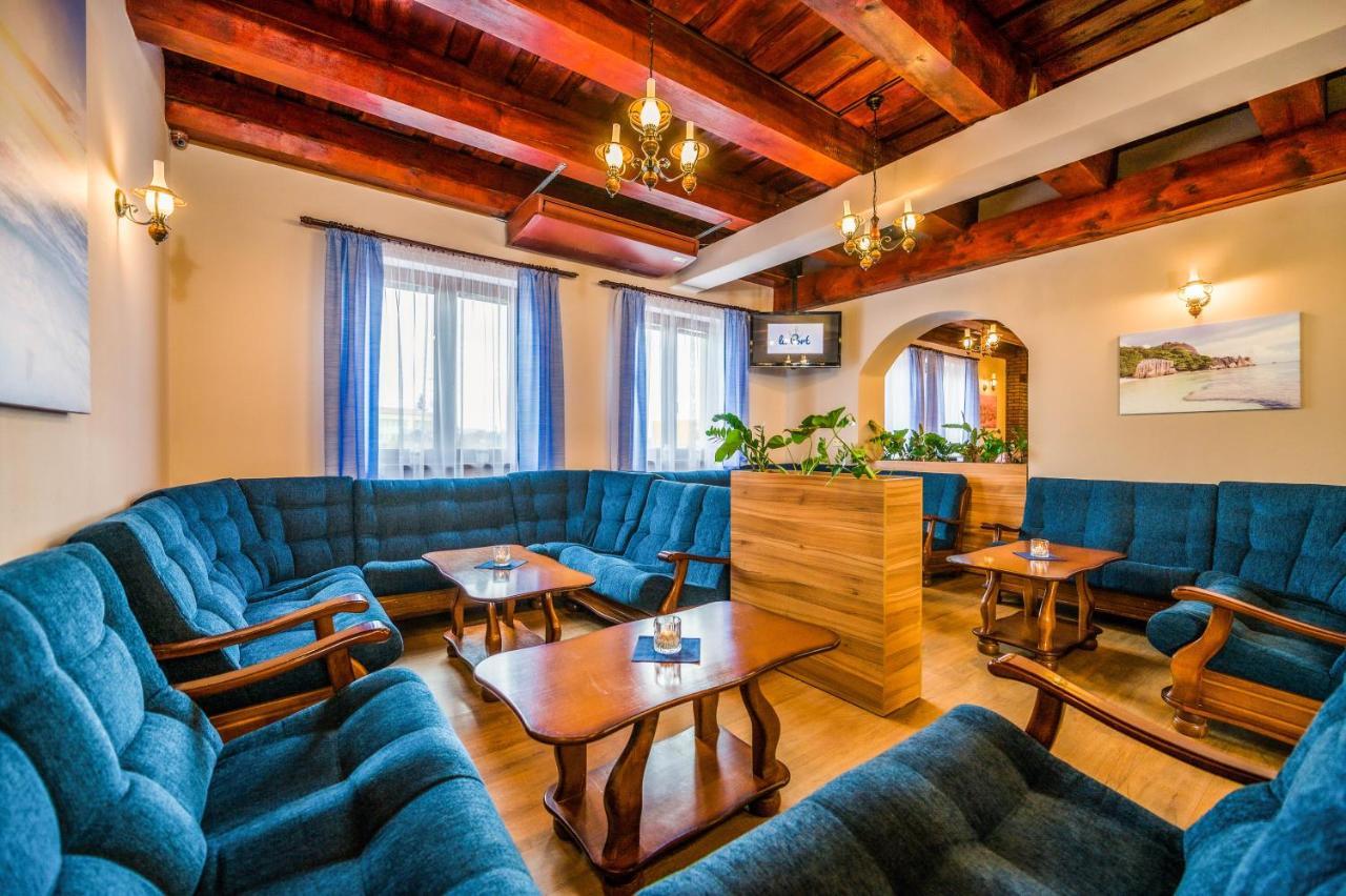 Hotel La Port à Znojmo Extérieur photo