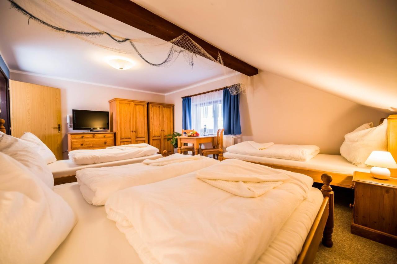 Hotel La Port à Znojmo Extérieur photo